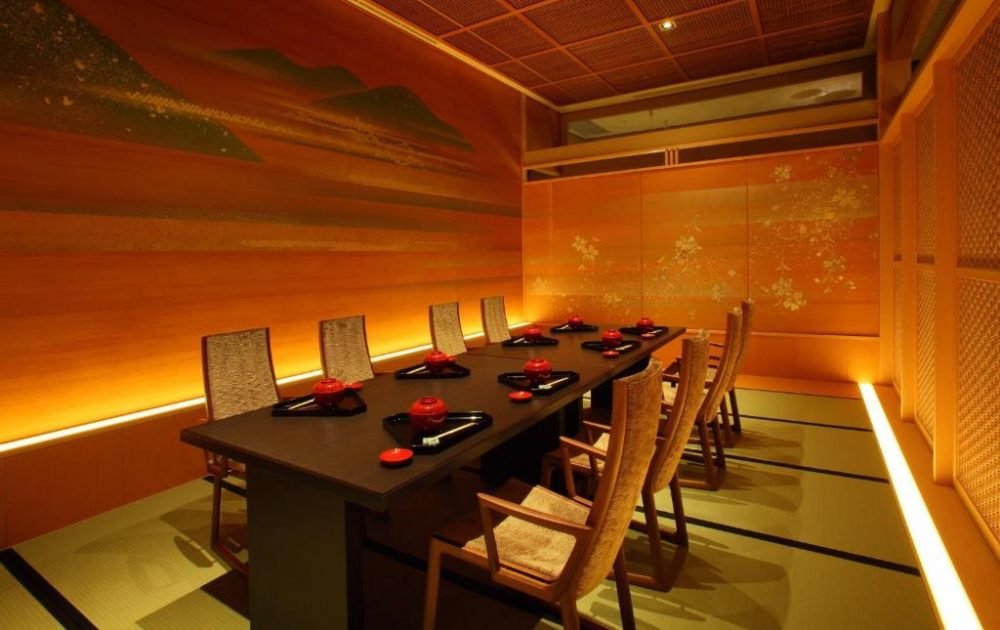Dining Etiquette in Japan